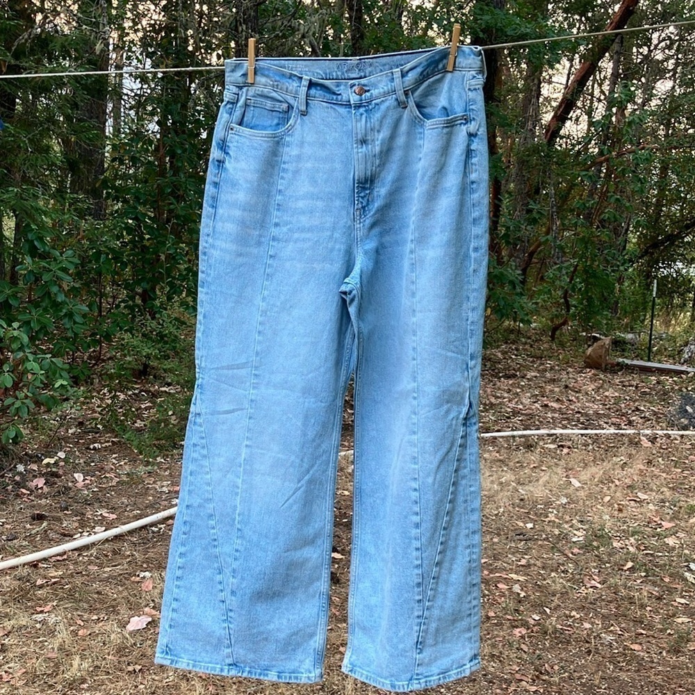 Arizona wide leg high rise stonewashed denim jean size 17 nwot